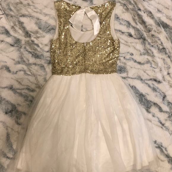 Dress - Picture 3 of 7